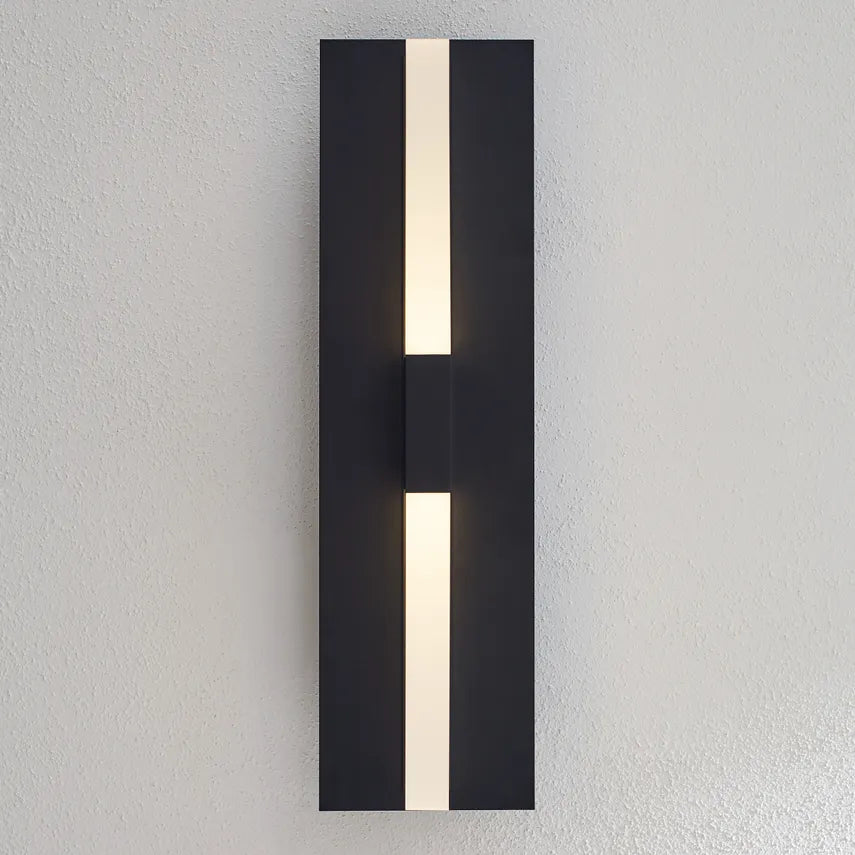 Lyft 18" Outdoor Sconce