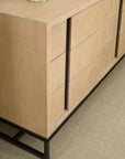 Jaxon Dresser