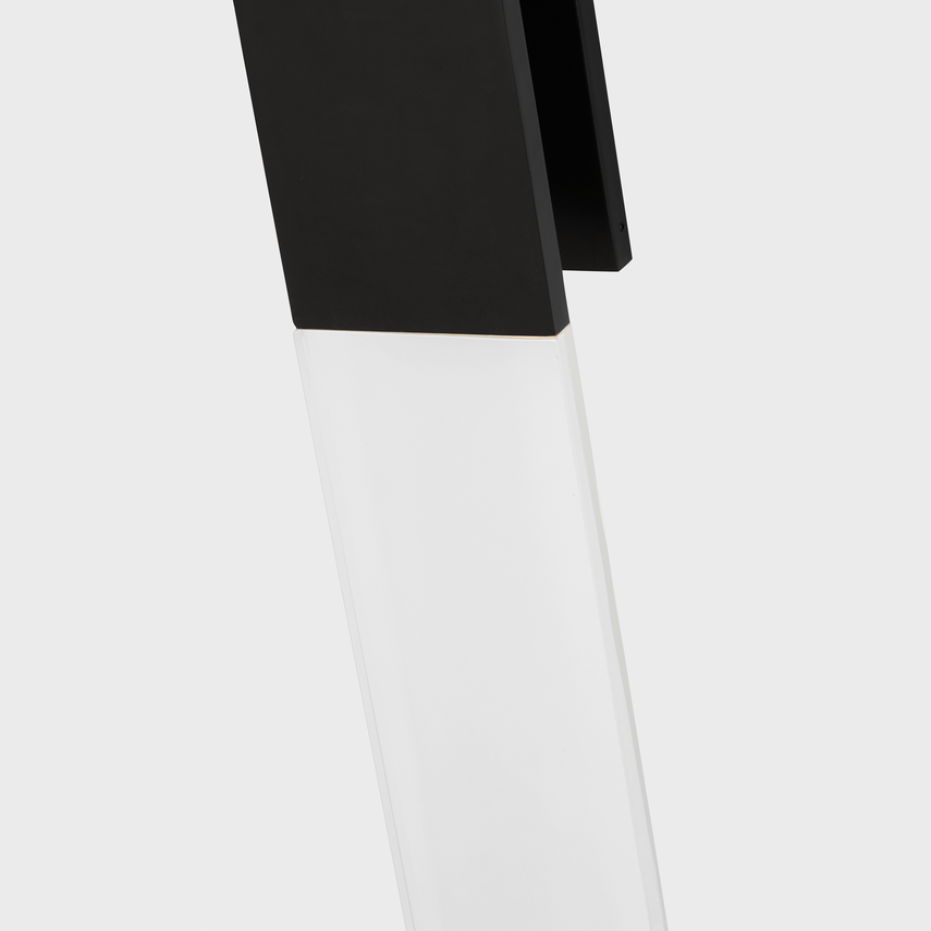 Kulma Large Outdoor Wall Sconce