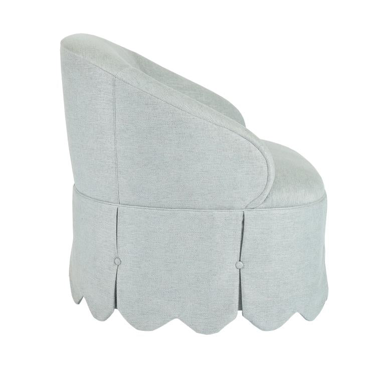 Queen Dorothy Swivel Chair