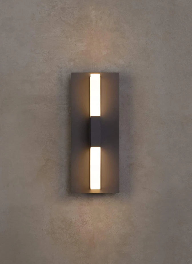 Lyft 18" Outdoor Sconce