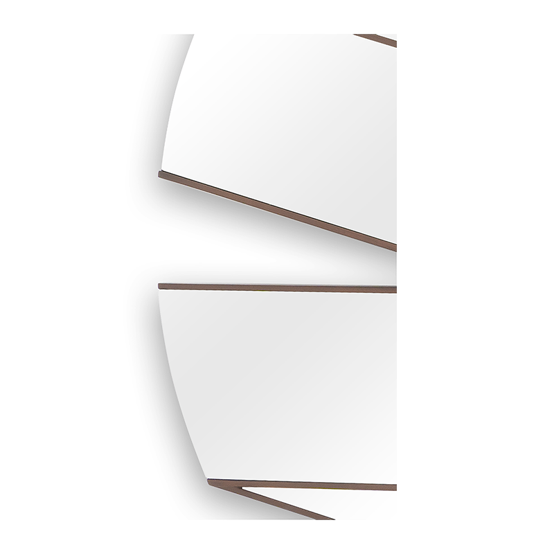 Est-Ouest Mirror