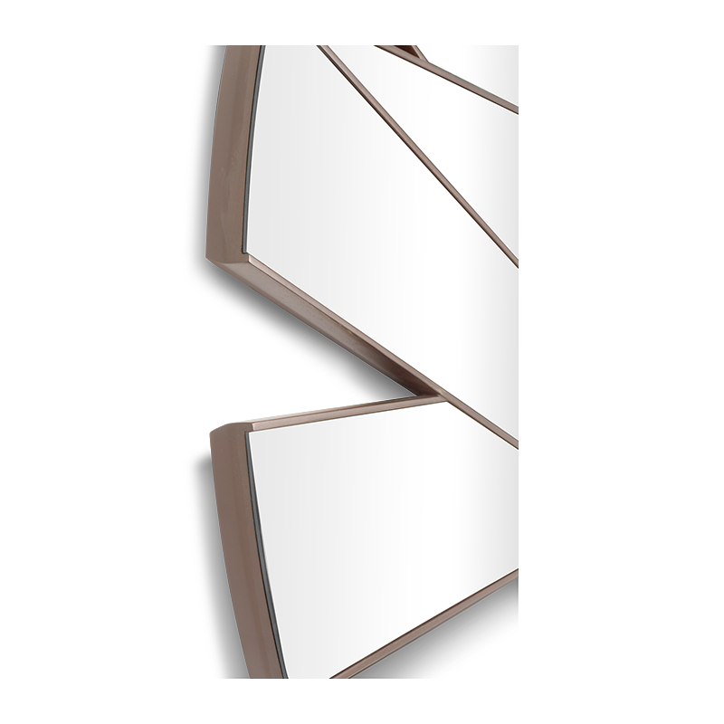 Est-Ouest Mirror