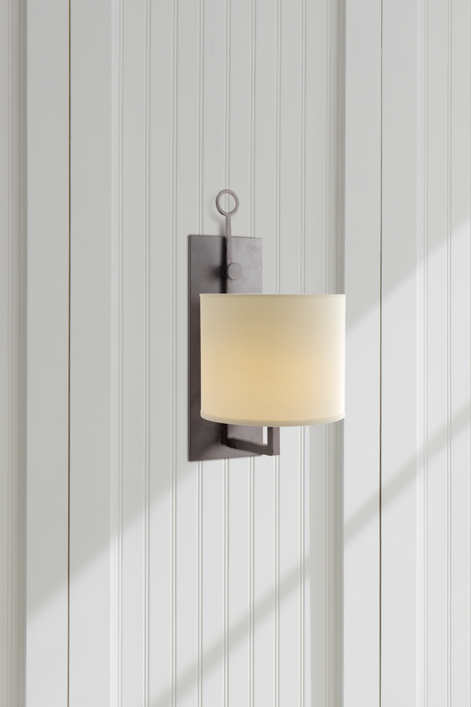 Visual Comfort & Co. | Aspen Iron Wall Lamp | Laura Kincade Furniture | Sydney Australia