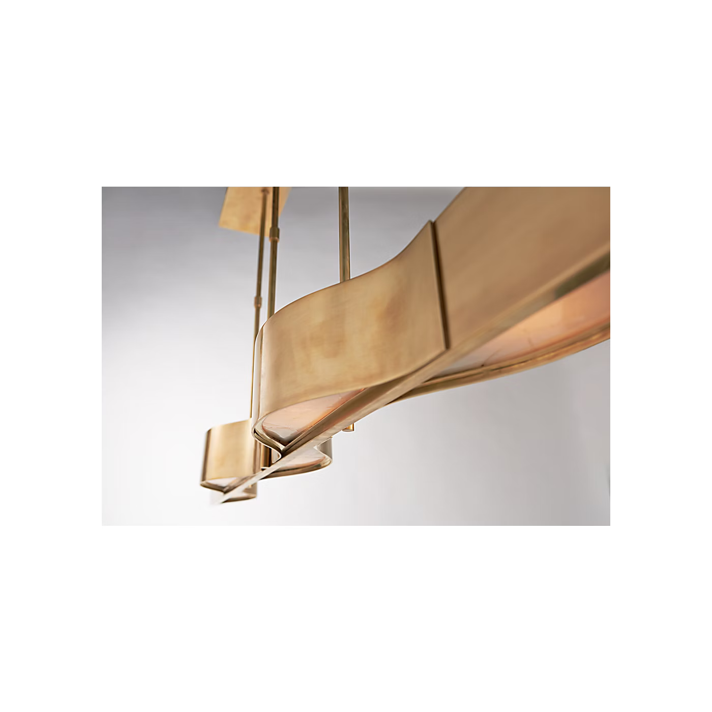 Avant Large Linear Pendant