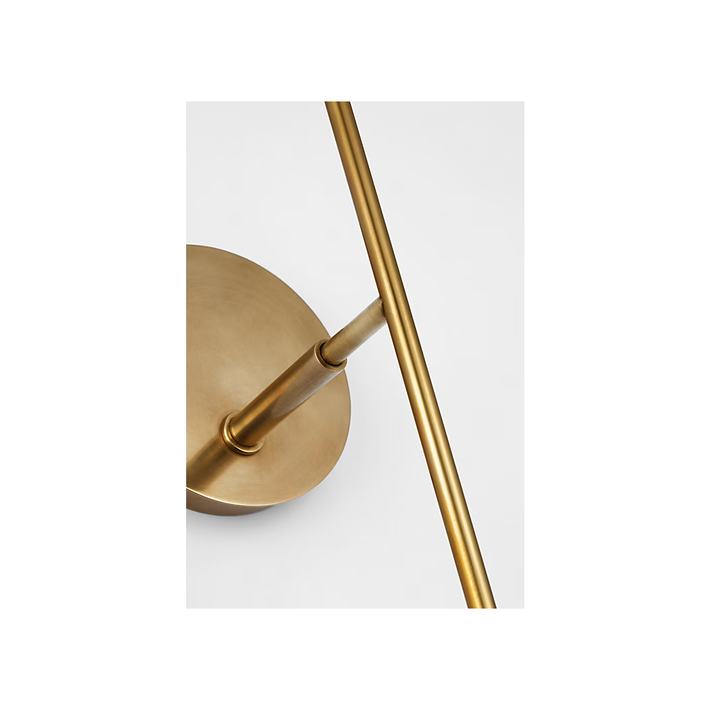 Calvino Large Tail Sconce