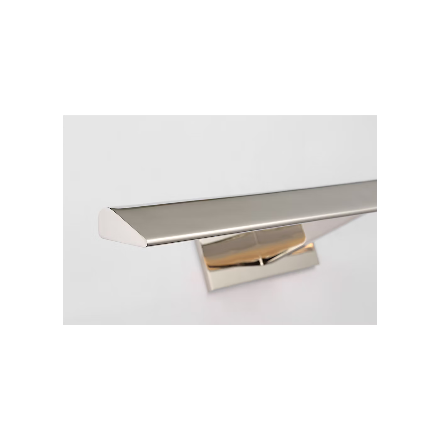 Petrel 30" Picture Light