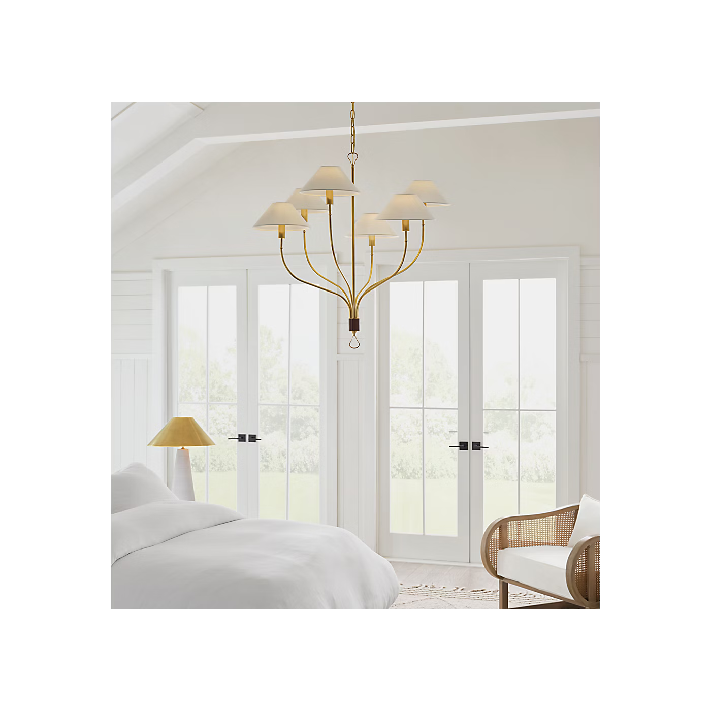 Griffin Large Staggered Tail Chandelier