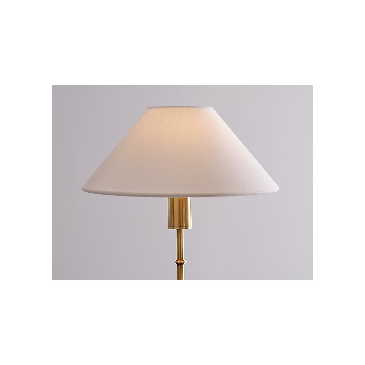 Griffin Grande Tail Chandelier