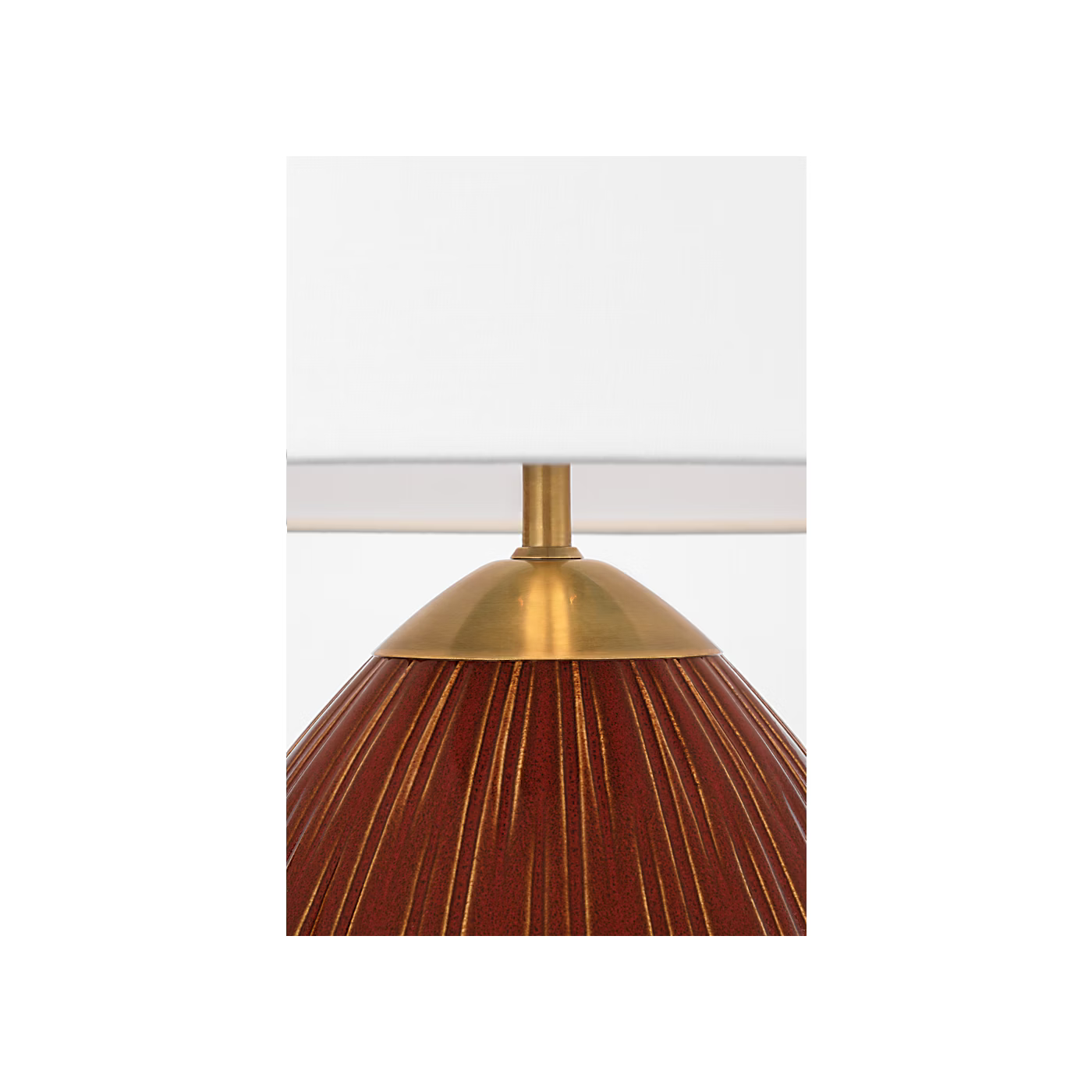 Vesse 28" Table Lamp