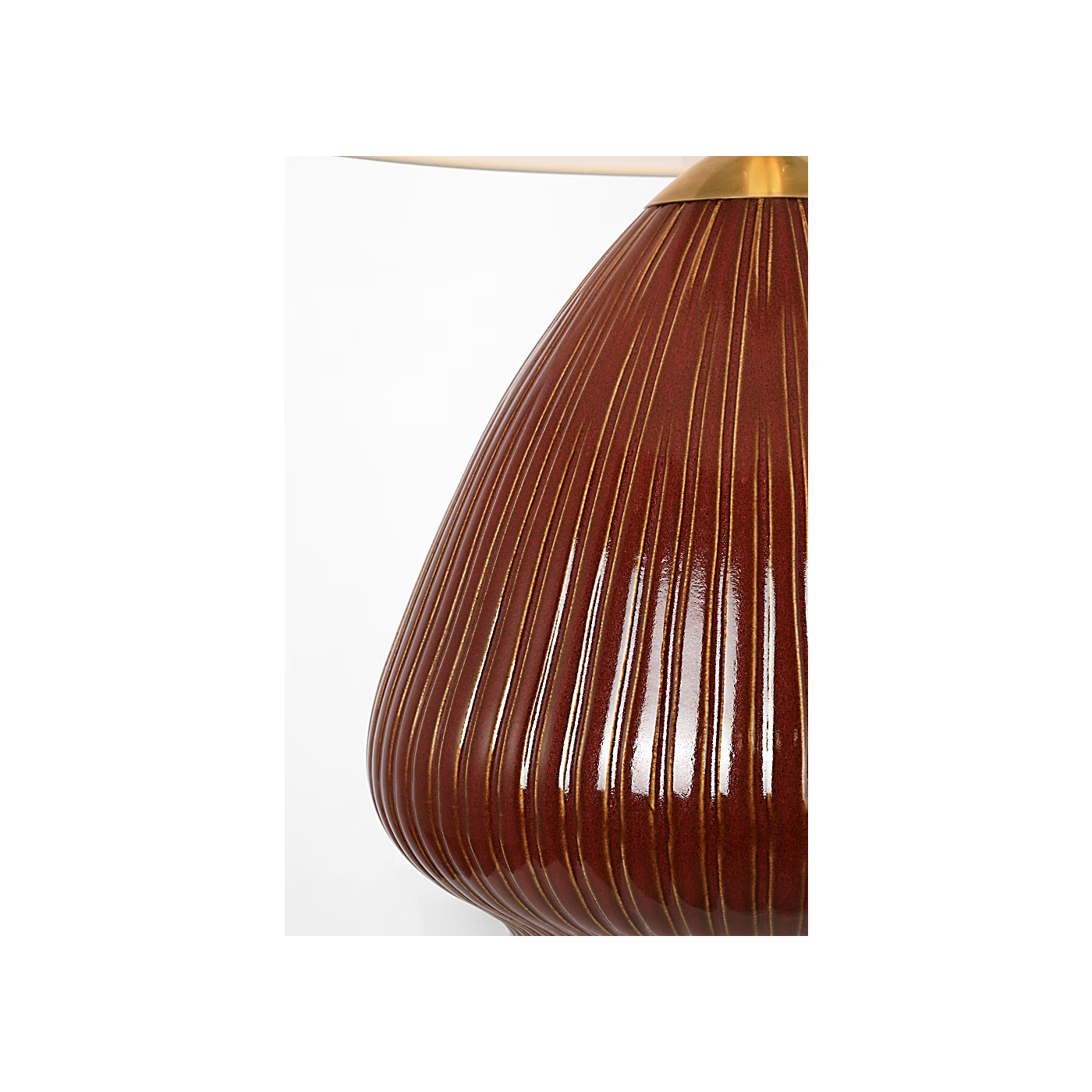 Vesse 28" Table Lamp