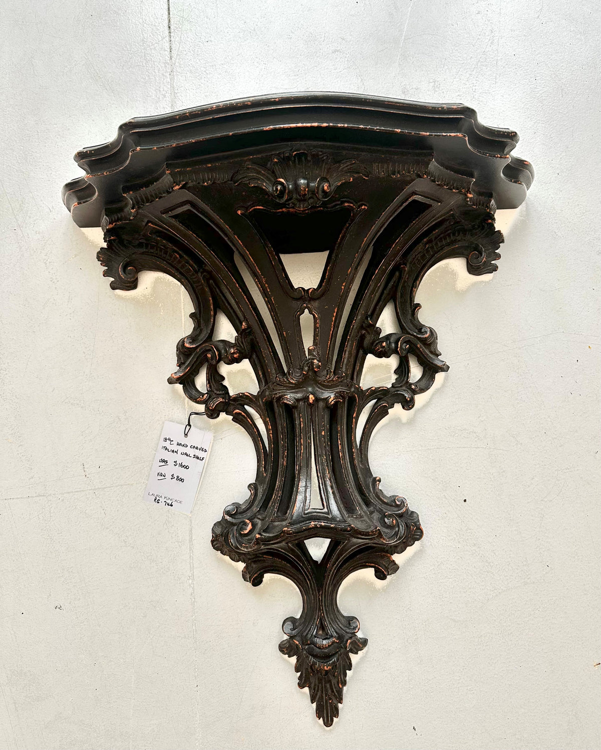 Acanthus Leaves and Roses 18th C Wall Bracket