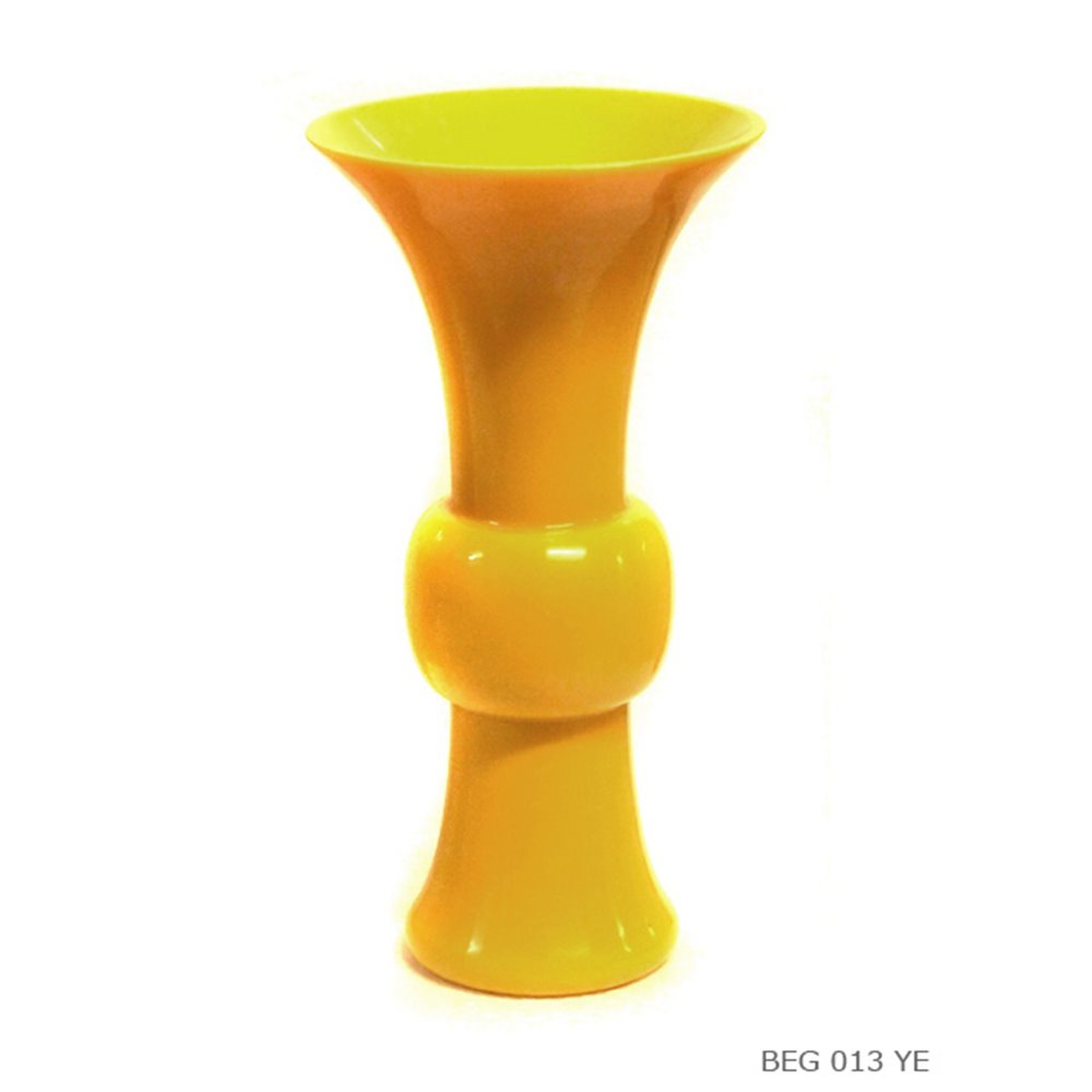 Corolla vase Beijing Glass – Laura Kincade